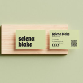 Carte De Visite Couleur minimaliste de chaux | Code QR moderne