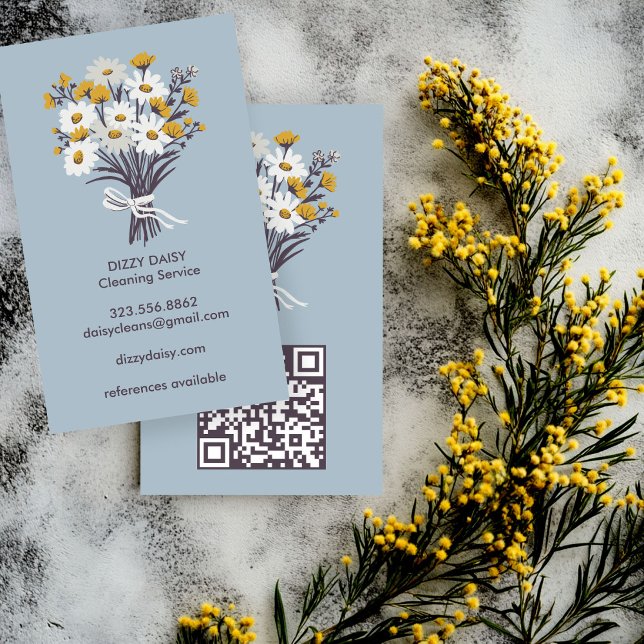 Carte De Visite Daisy Bouquet Service de nettoyage des mousses Cod (Daisy Bouquet Cute Cleaning Maid Service QR Code Business Card
)