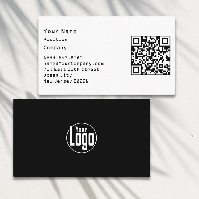 Carte de visite de la société Black and White (Simple Scannable Black and White Company Business Card with Logo)