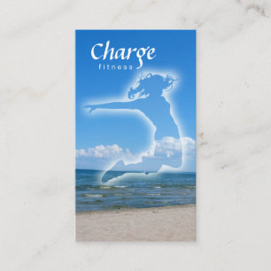 Carte de visite de remise en forme avec plage et c