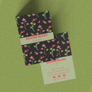 Carte De Visite Design floral élégant avec un Arrière - plan foncé