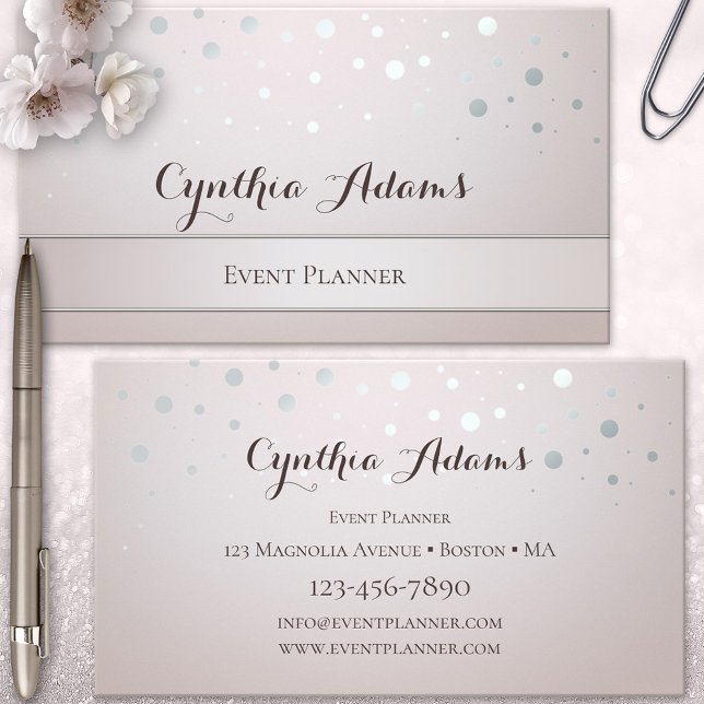 Carte de visite du planificateur d'événements Silv (Event planner business card featuring chic sparkling silver confetti on a blush pink background)