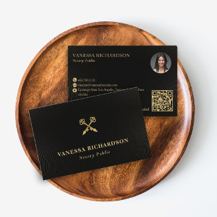 Carte De Visite Elégante Black & Gold Skeleton Key Notaire QR Phot