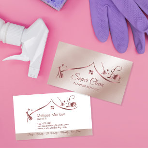 Carte De Visite Femme de ménage nettoyant une maison rose gold sci