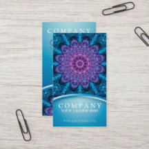 Fleur pourpre spirituelle, mer de bleu