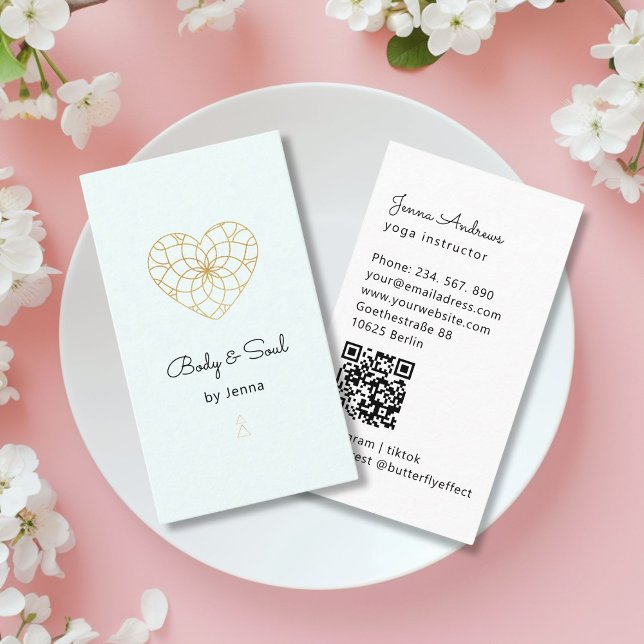 Carte De Visite Heart Mandala Yoga Massage Wellness QR Code (Heart Mandala Yoga Massage Wellness QR Code Business Card)