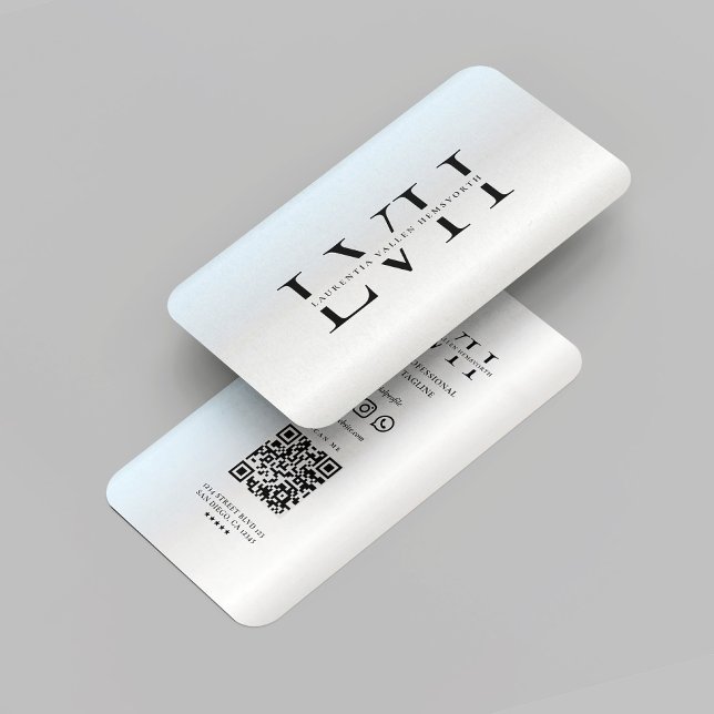 Carte De Visite Initiales modernes Monogramme Professionnel Argent (Modern Monogram Professional Marketing Executive Initials Elegant Silver QR Code Business Card)