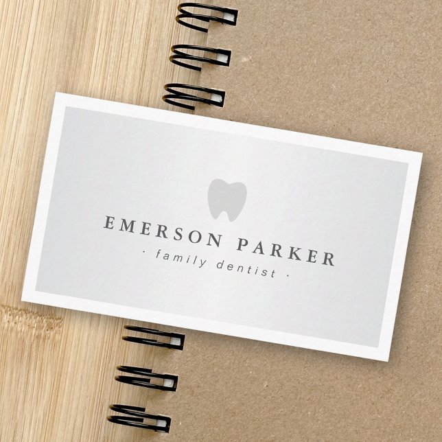 Carte De Visite Logo dentiste dent moderne dégradé gris clair mode (Dentist tooth logo modern light gray gradient business card)
