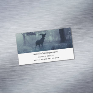 Carte De Visite Magnétique Cerf avec bois dans une forêt ombreuse