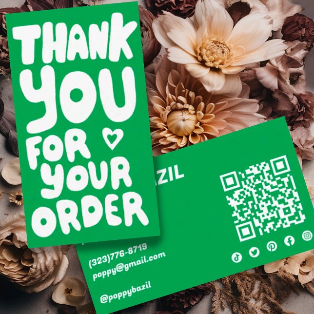 Carte De Visite Merci pour commander des icônes sociales QR Code v (Thank you for your order, customer purchase business card with QR code and social media icons. Green)