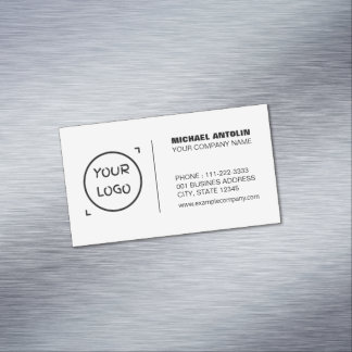 Carte de visite minimaliste moderne avec logo pers