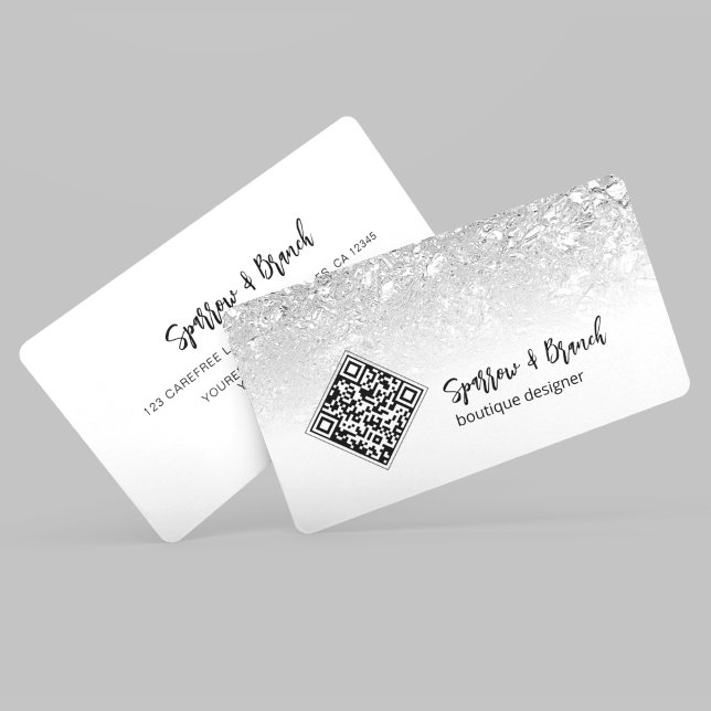 Carte de visite moderne argentée boutique code QR (Créateur téléchargé)