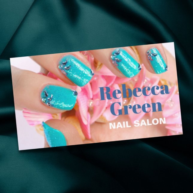Carte De Visite Moderne Et Élégant Manicuriste Nail Artist Nail Sa (Modern Stylish Manicurist Nail Artist Nail Salon Business Card)