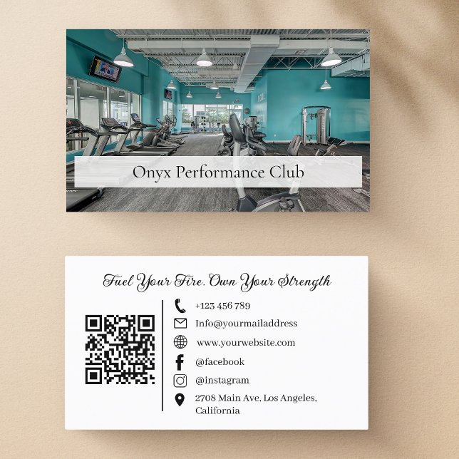 Carte De Visite Moderne Fitness Gym Trainer Médias sociaux QR Code (Créateur téléchargé)