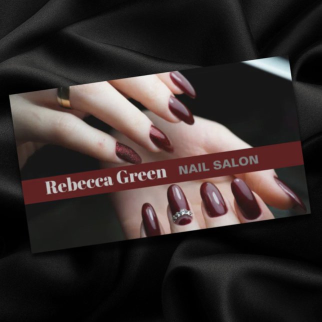 Carte De Visite Moderne Manicuriste À La Mode Nail Artist Nail Sal (Modern Trendy Manicurist Nail Artist Nail Salon Business Card)