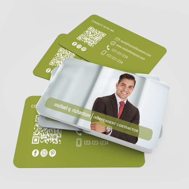 Carte de visite Moderne QR Code Photo Vert Olive  (Olive green QR code photo business cards stacked with modern contact design)