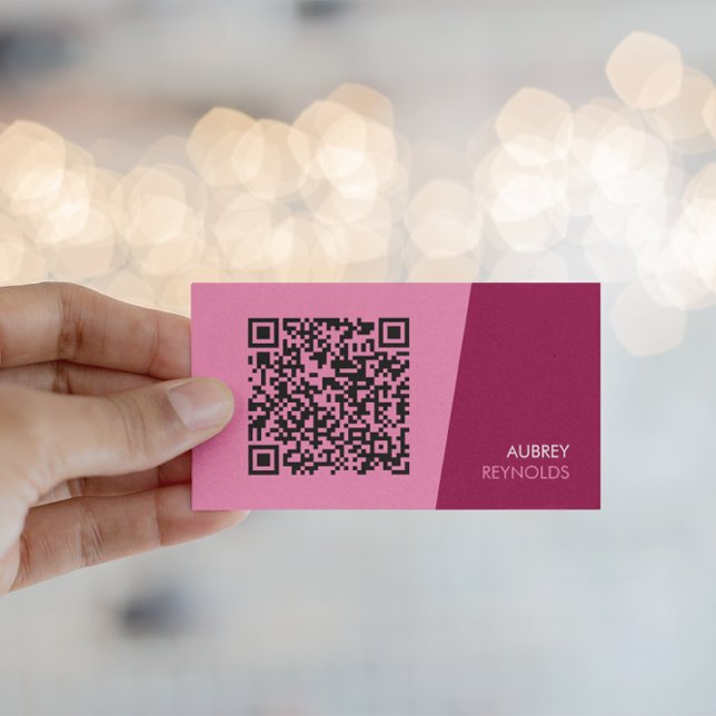 Carte de visite moderne rose avec code QR (Créateur téléchargé)