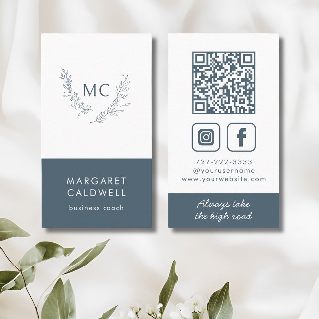 Carte De Visite Monogramme Ardoise neutre verticale (Slate Gray Monogram Wreath Social Media Vertical Business Card)