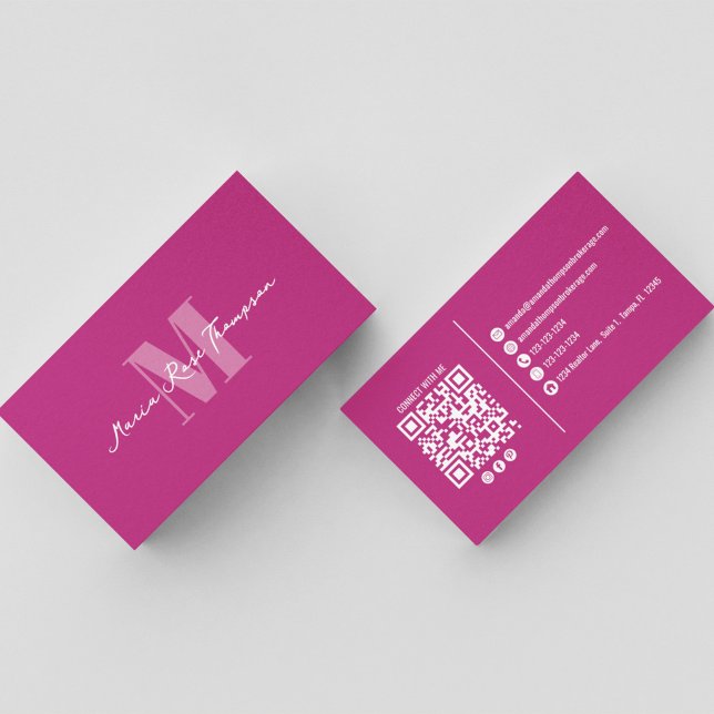 Carte De Visite Monogramme Moderne Professionnel Code QR Rose  (Pink monogram QR code business card with elegant script name and social media connections.)