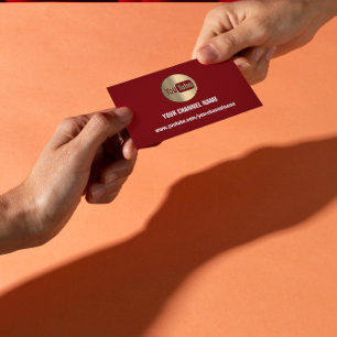 CARTE DE VISITE NOM DU CANAL VOUS TUBER LOGO QR CODE MAROON OR