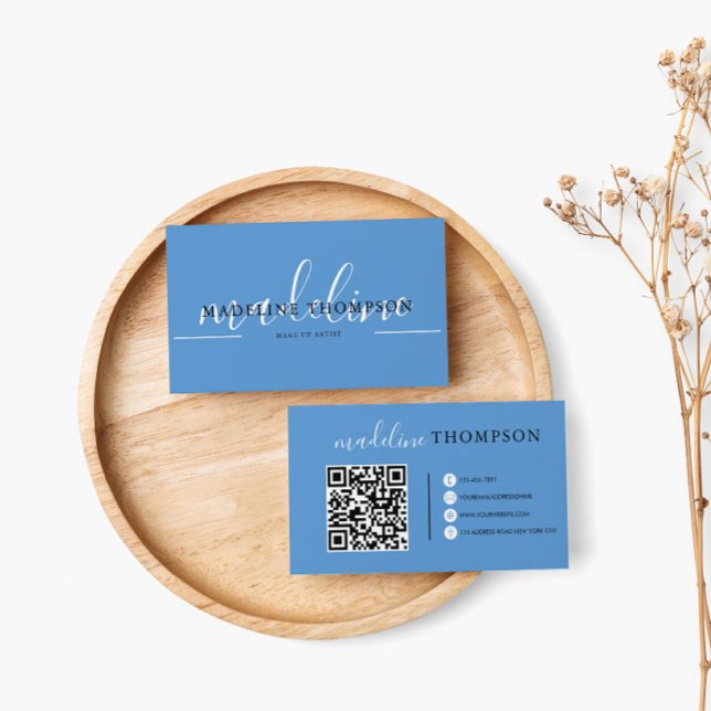 Carte De Visite Pastel Blue Calligraphy Script code QR (Créateur téléchargé)