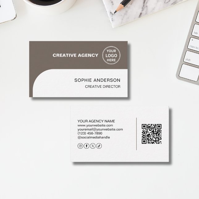 Carte De Visite Photo de logo moderne QR Creative Agency (Modern Logo Photo QR Creative Agency Business Card)