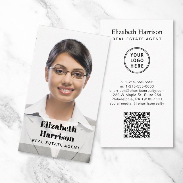 Carte De Visite Photo professionnelle Code QR Logo Immobilier (Make a lasting impression with this modern business card featuring your photo and scannable QR code)