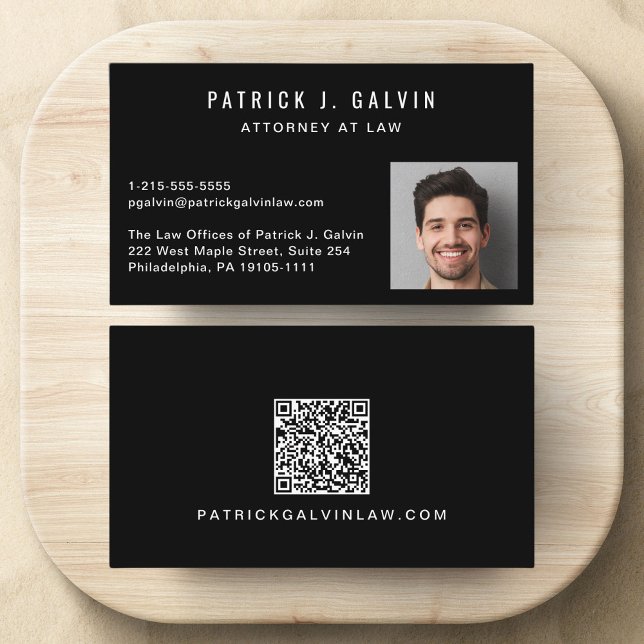 Carte De Visite Photo professionnelle QR Code noir (Make a lasting impression with this modern business card featuring your photo and scannable QR code)