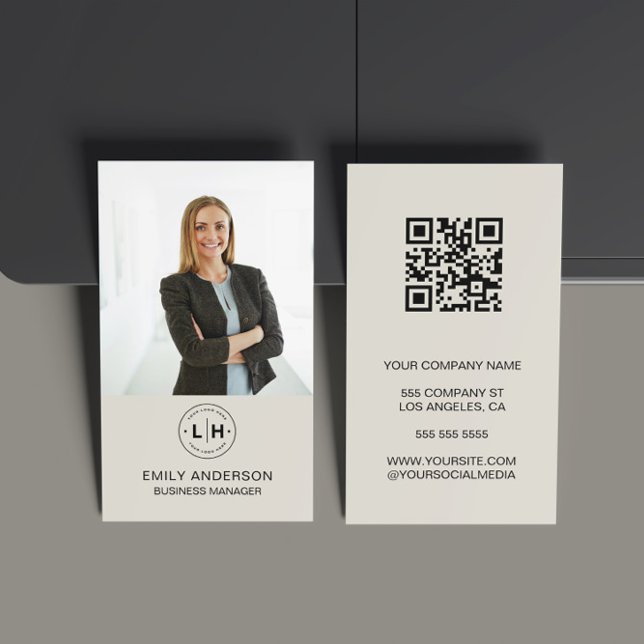 Carte de visite professionnel photo QR minime (Modern Minimal Custom Photo Logo QR Neutral Tone Business Card)