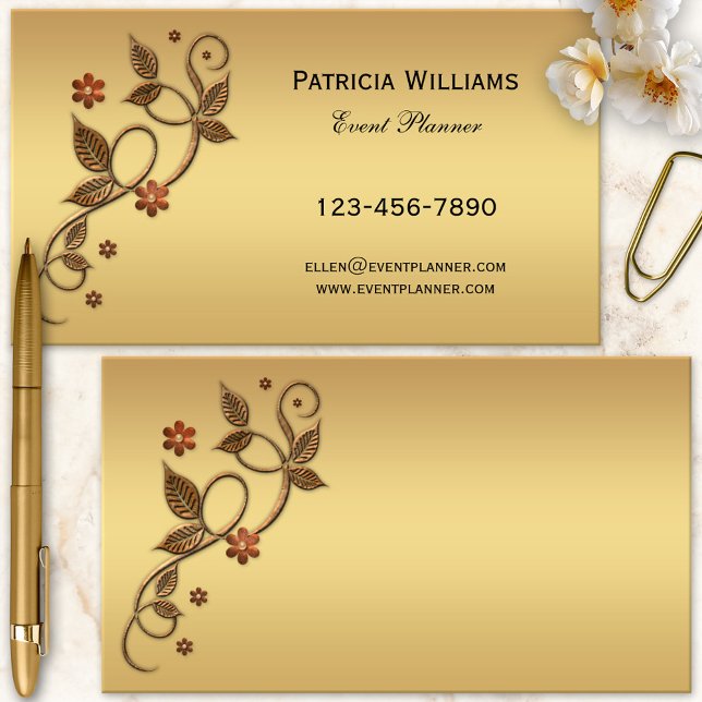 Carte De Visite Simple Chic Rose Or Feuilles métalliques  Floral (An elegant business card showing rose gold metallic swirls with stylized leaves and flowers on gold)
