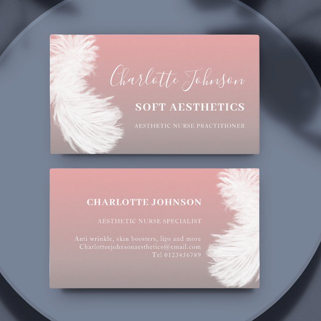 Carte De Visite Soins de la peau Soins esthétique Infirmière rose (Skincare aesthetics nurse professional feather on modern pink business card)