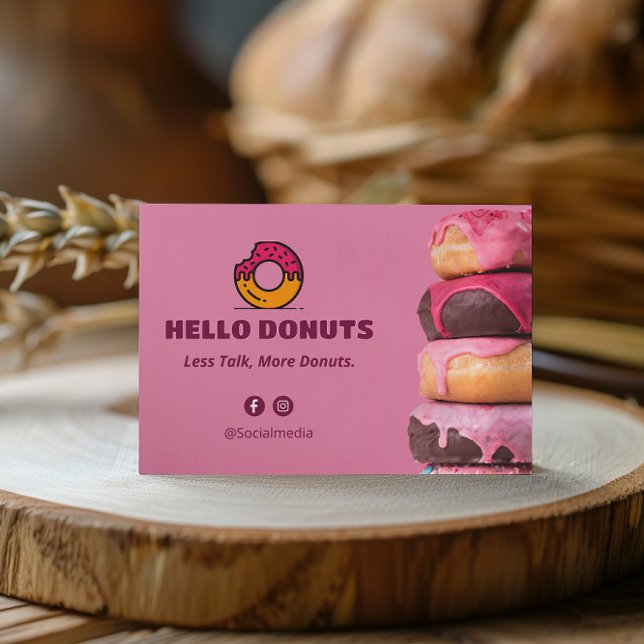 Carte De Visite Sweet Donuts Business | Code-barres rose (Créateur téléchargé)