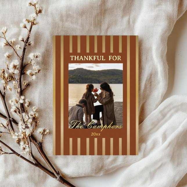 Carte De Vœux En Aluminium Boho Brown Stripes Thanksgiving Family Photo Gold  (Créateur téléchargé)