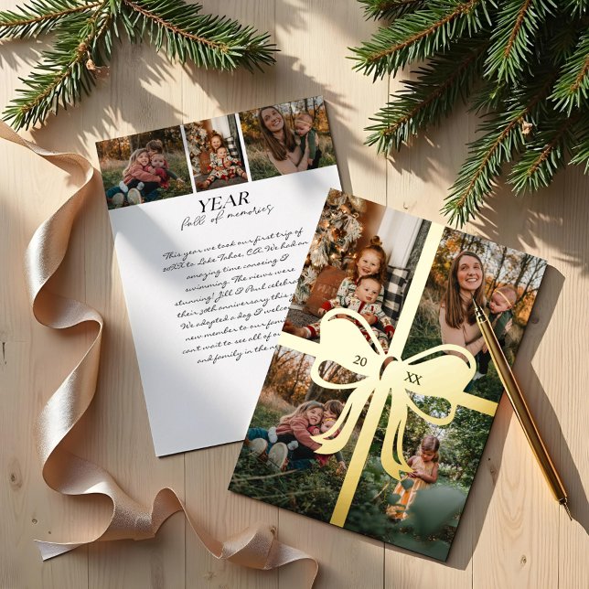 Carte De Vœux En Aluminium Bow & Ribbon Present 4 Photo Family Collage (Bow & Ribbon Present 4 Photo Family Collage Foil Holiday Card)