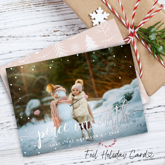 Carte De Vœux En Aluminium Festif Joyeux Noël Silver Photo Neige (Festive Peace on Earth Silver Snow Photo Foil Holiday Card)