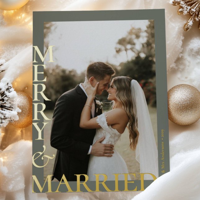 Carte De Vœux En Aluminium Modern Gold Sage Green Merry Married Photos Script (Créateur téléchargé)
