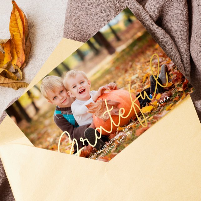 Carte De Vœux En Aluminium Photo de la famille de Thanksgiving "Grateful" (Créateur téléchargé)