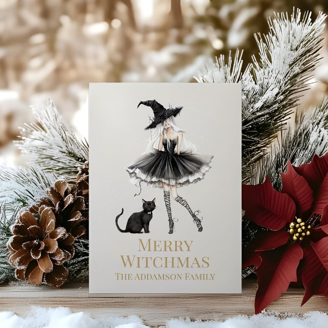 Carte de vœux personnalisée pour une Merry Witchma (Merry Witchmas Playful Witch Custom Holiday Card on a wooden table with Christmas decoration)