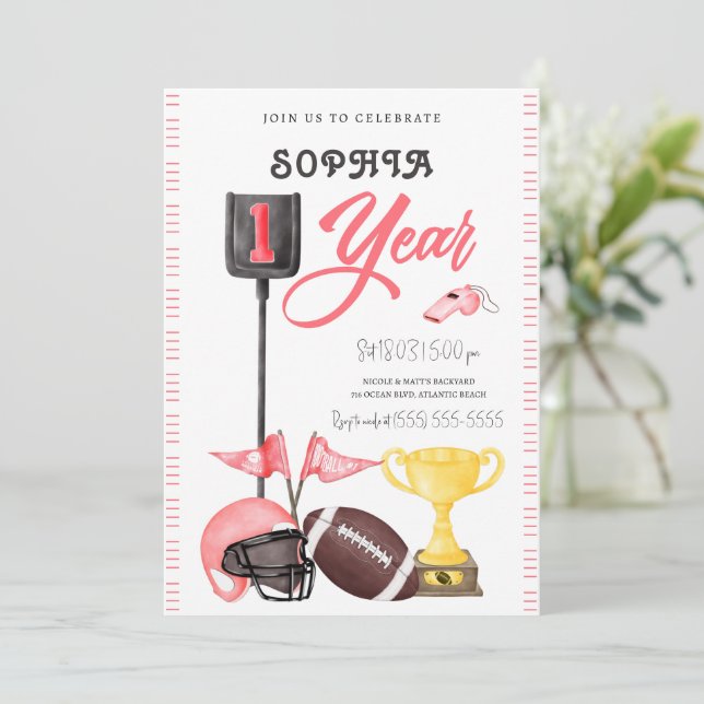 Carte d'invitation pour la première fille de footb (Debout devant)