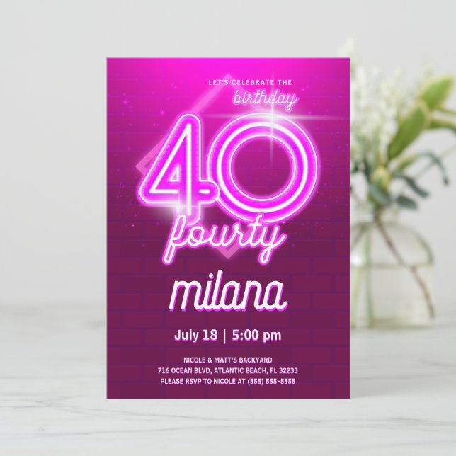 Carte d'invitation pour une fête d'anniversaire 40 (Debout devant)