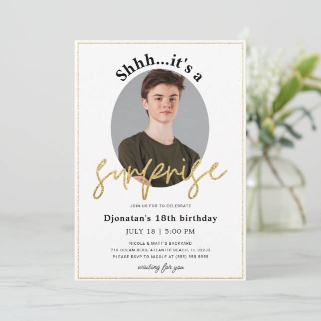 Carte d'invitation Surprise Anniversaire avec phot (Debout devant)