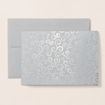 Courbes d'huile d'argent sur gris
