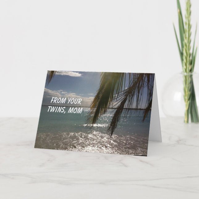 CARTE DOUBLE L'AMOUR DE TWINS À L'ANNIVERSAIRE DE MÈRE (Devant)