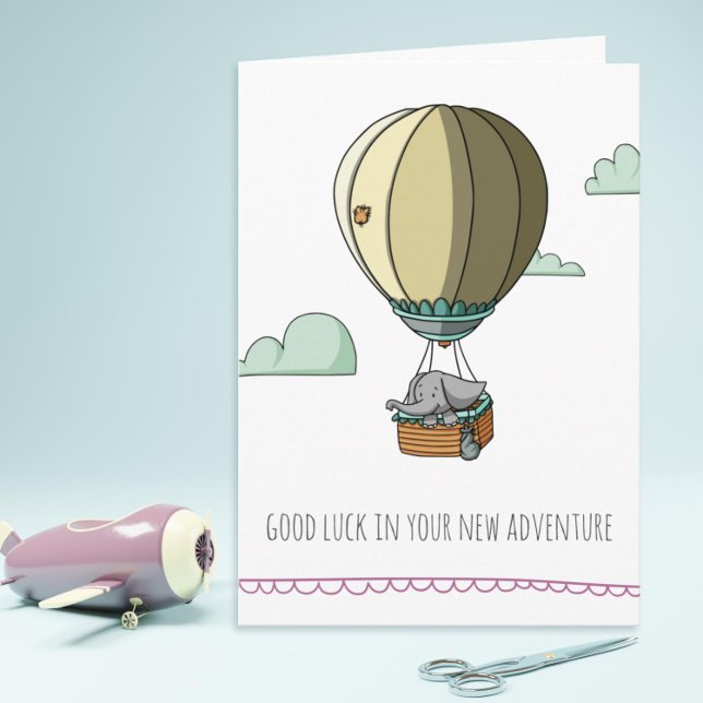 Carte Éléfant mignon en montgolfière Bonne chance Adieu (Cute farewell card with an elephant in a hot air balloon by Kinda Cute by Patricia Alvarez)