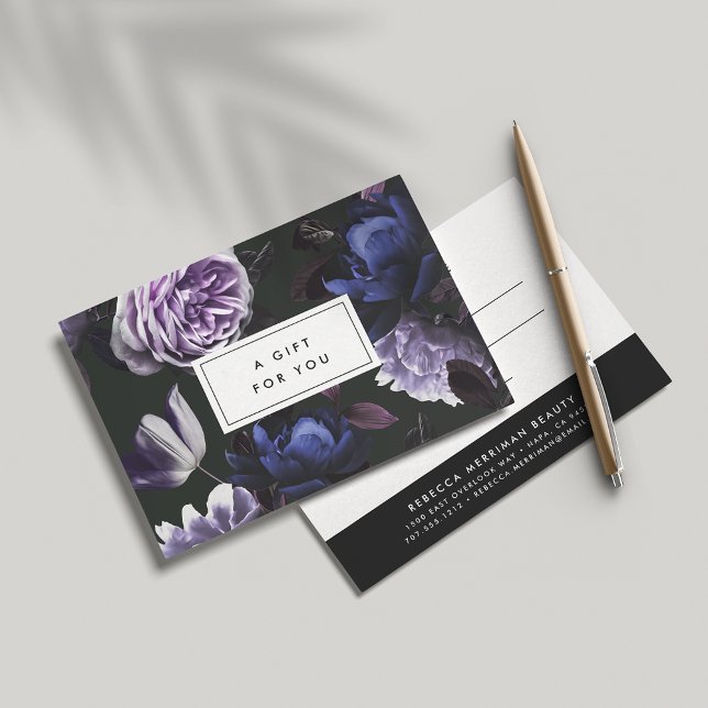 Carte Élégant violet foncé floral | Certificat cadeau (Créateur téléchargé)