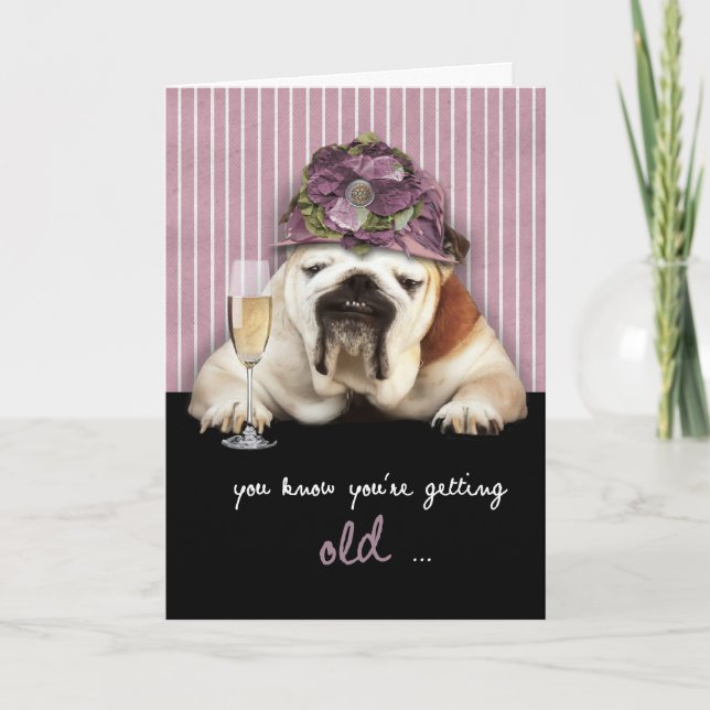 Carte en obtenant un anniversaire plus ancien et joyeux, (Devant)