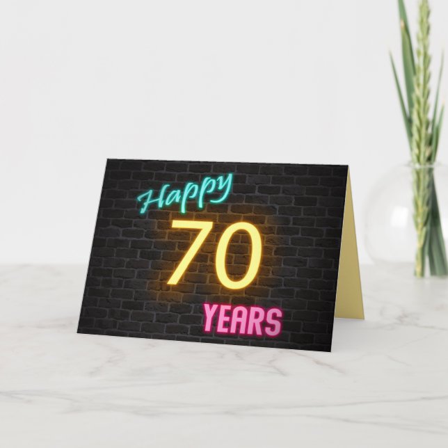 Carte Enseigne au néon Joyeux anniversaire 70 sur brique (Devant)