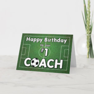 Carte Entraîneur de football Anniversaire avec terrain d