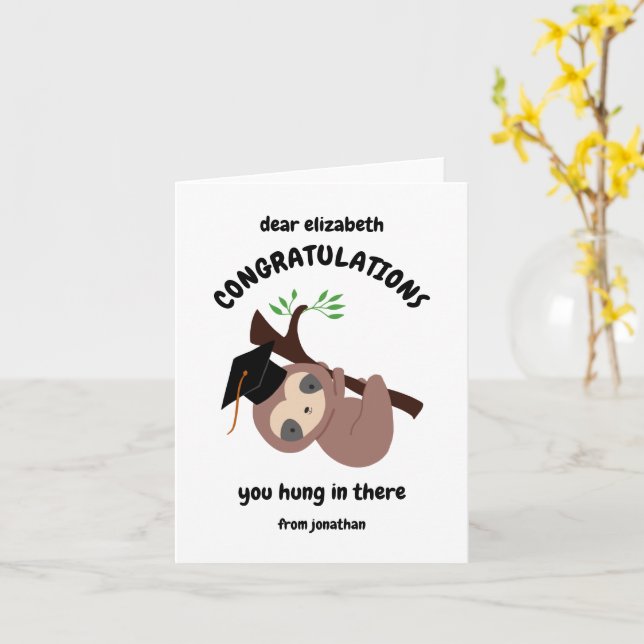 Carte Félicitations Jote Sloth Graduation Custom (Fleur jaune)