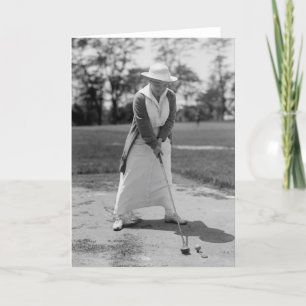 Carte Femme jouant au golf, les années 10 vintages